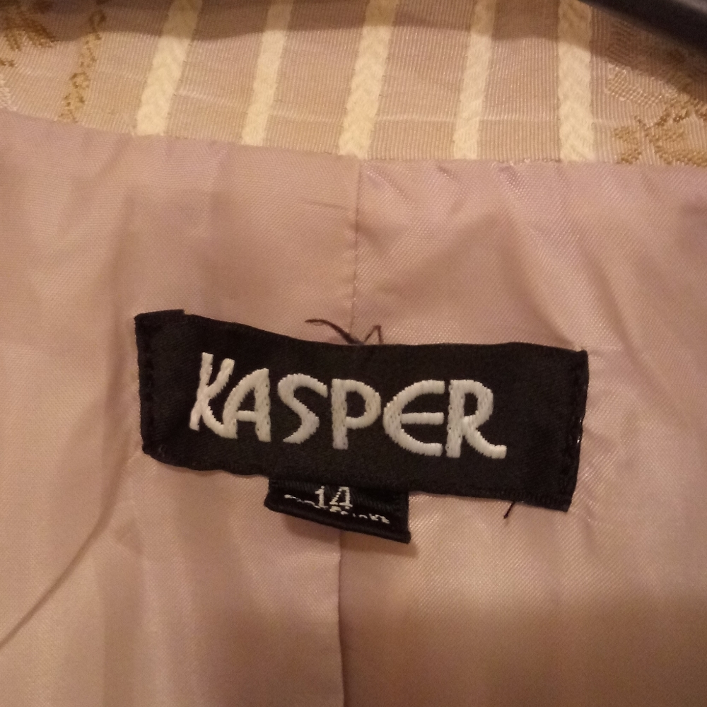 Ladies Jacket - Picture 2 of 5